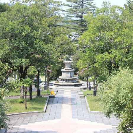Legends Tskaltubo Spa Resort ภายนอก รูปภาพ