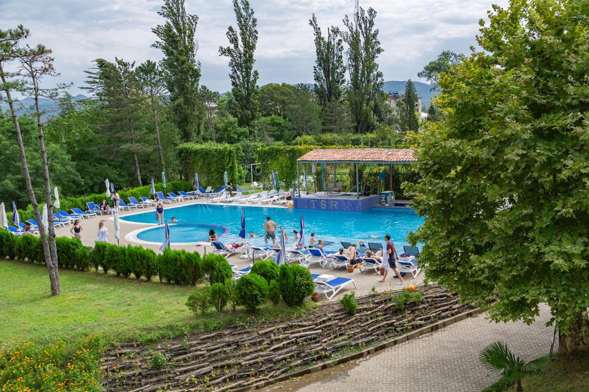 Legends Tskaltubo Spa Resort ภายนอก รูปภาพ