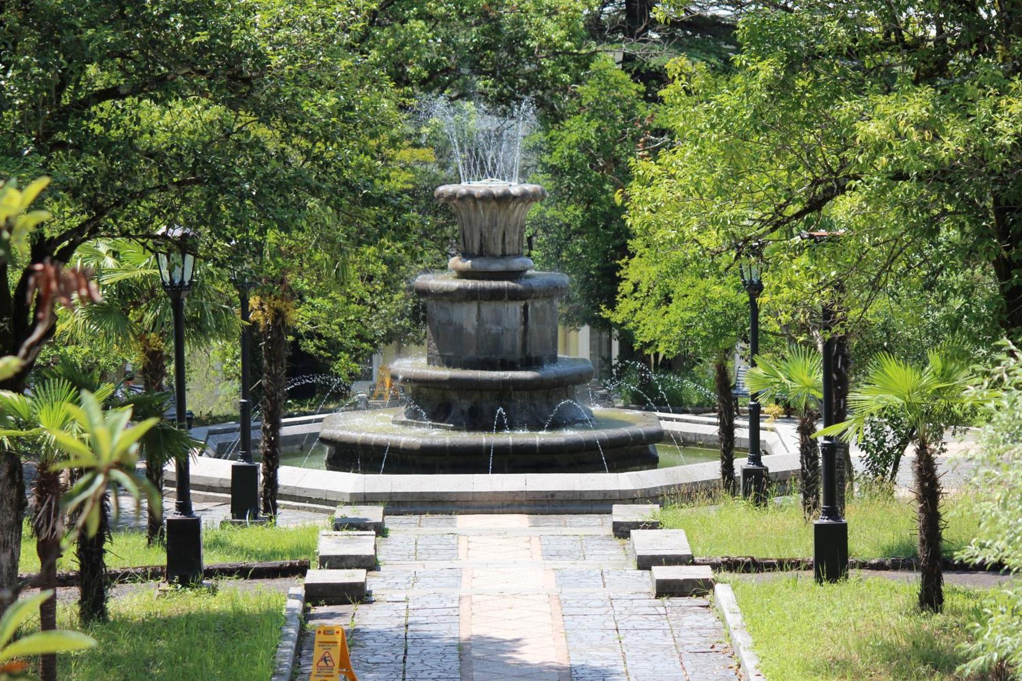 Legends Tskaltubo Spa Resort ภายนอก รูปภาพ