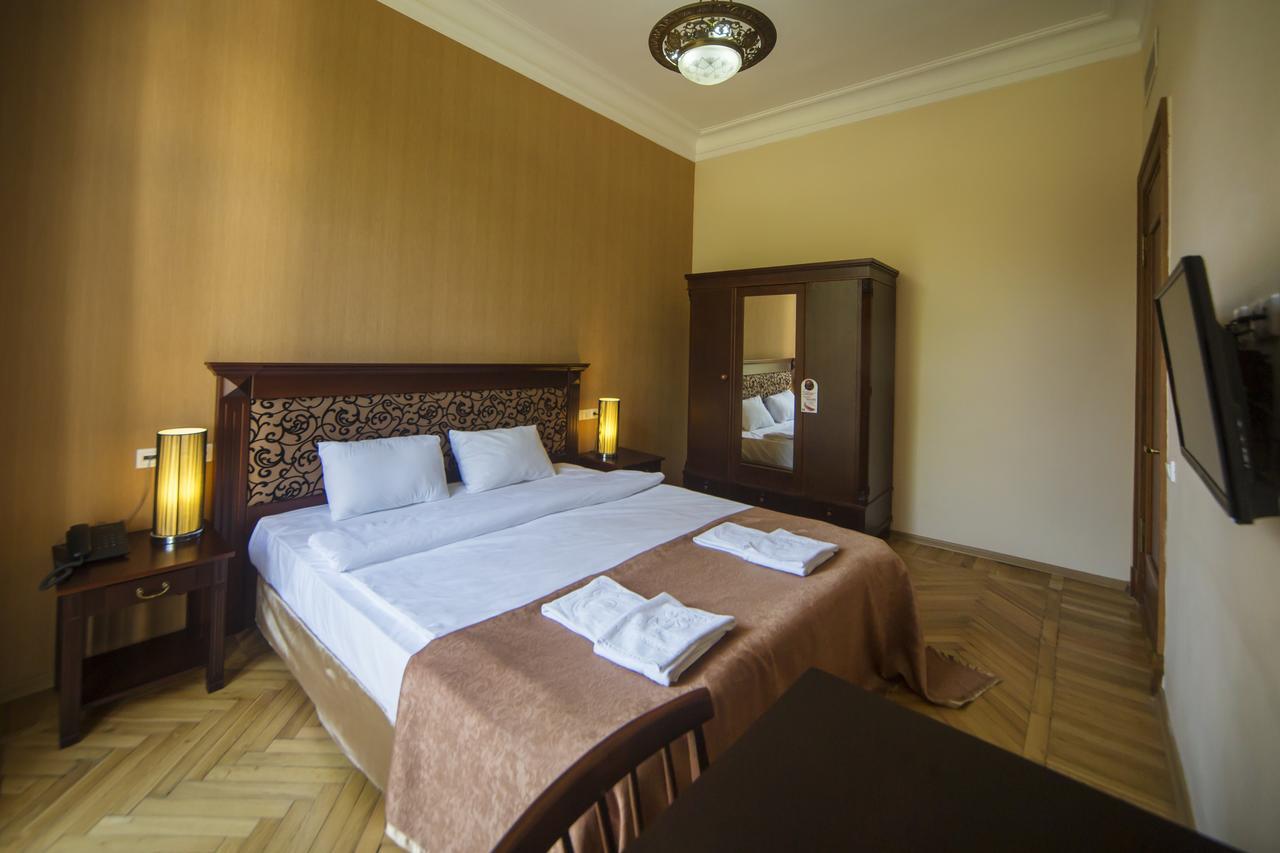 Legends Tskaltubo Spa Resort ภายนอก รูปภาพ